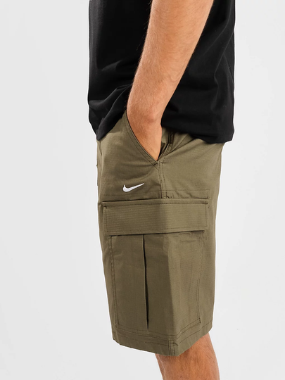 Nike SB Cargo Shorts vihreä