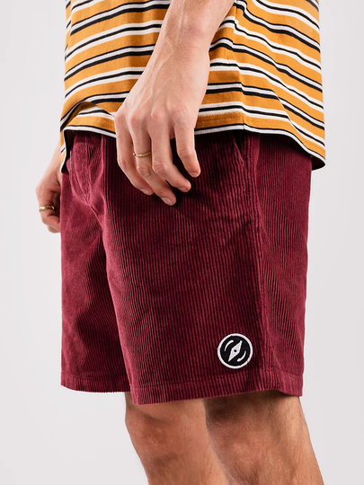Dravus Stow Shorts punainen