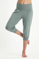 Urban Goddess Sukha Yoga Capri (Jade)