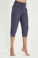 Urban Goddess Sukha Yoga Capri (Rock)